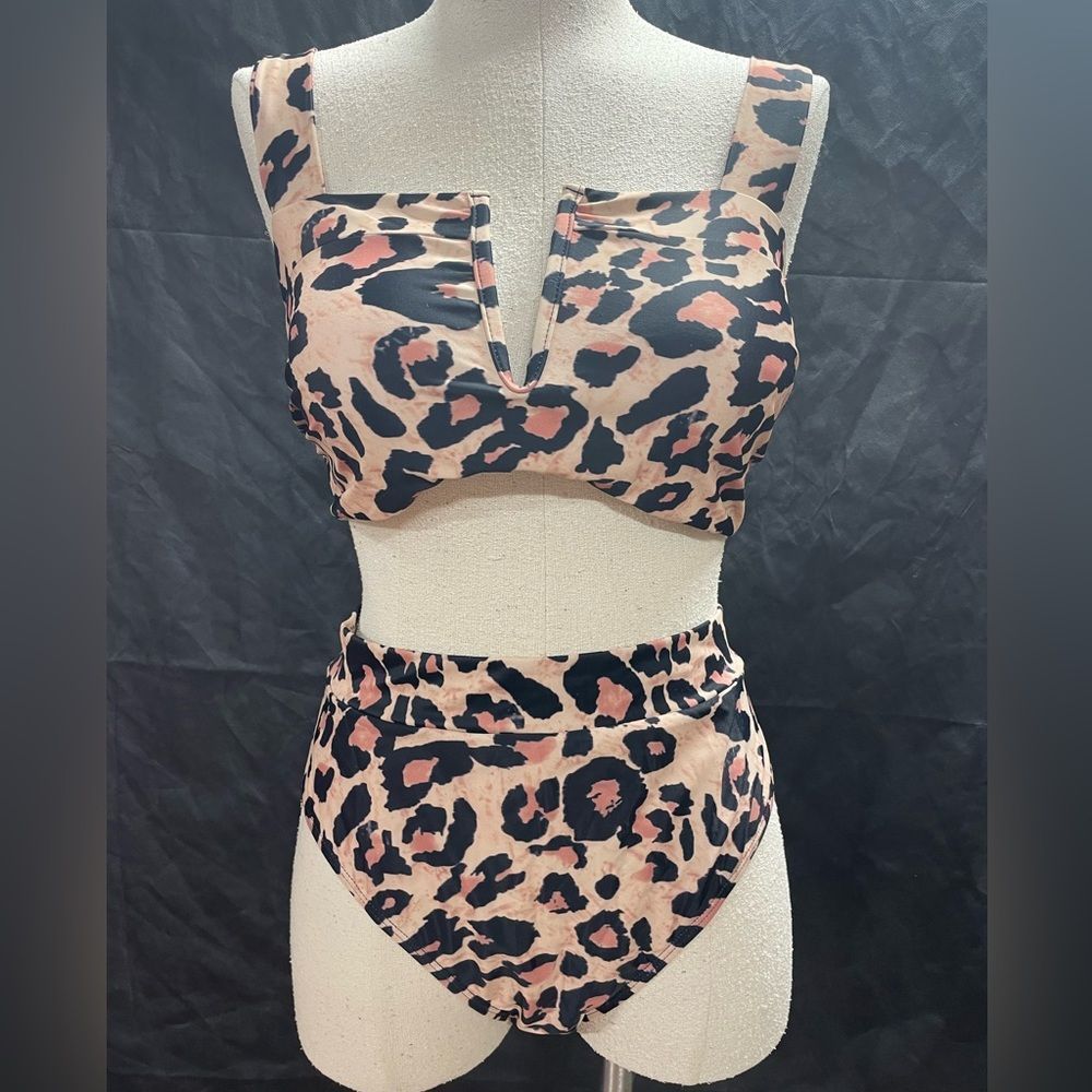 Bikini bathing suit 😎